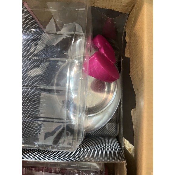 NEW Hello Kitty Chocolate Boutique Sweet Maker Molds & Accessories (2727) - Picture 12 of 12